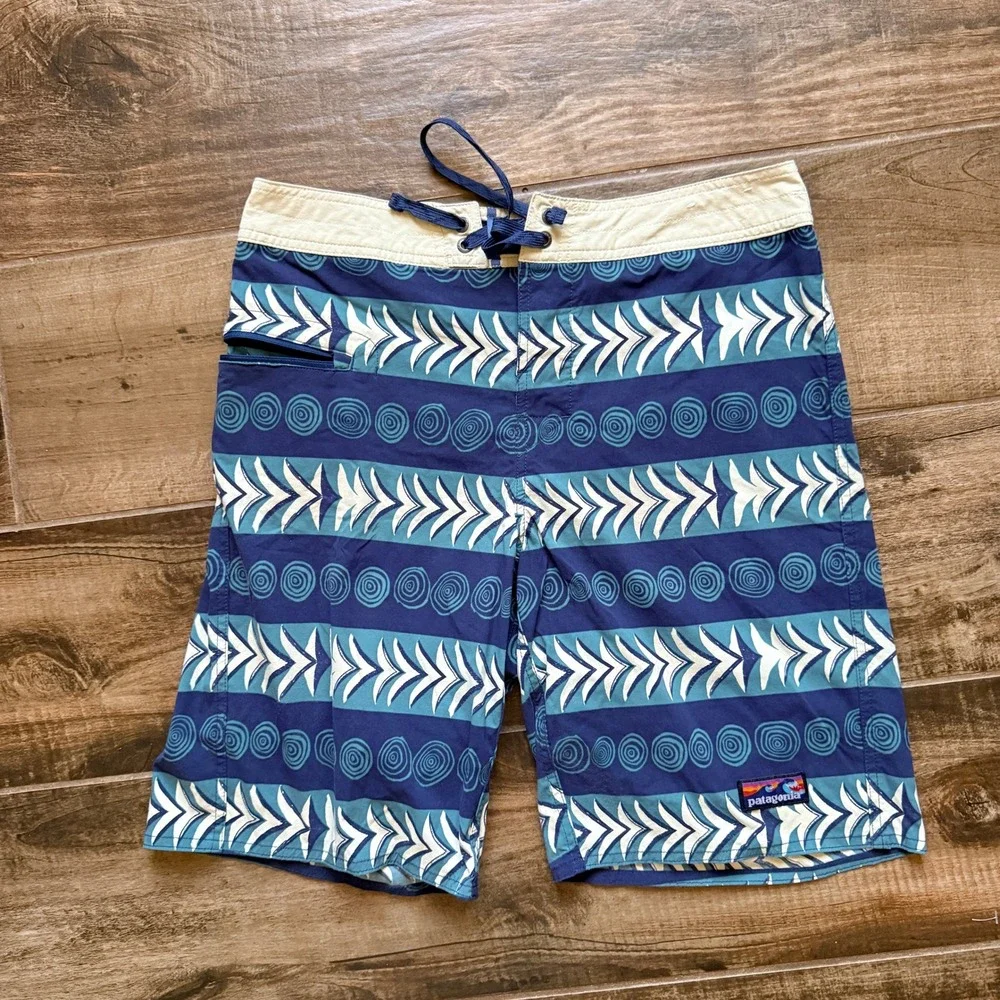 Patagonia Men's Stretch Wavefarer Tree‎ Rings 21